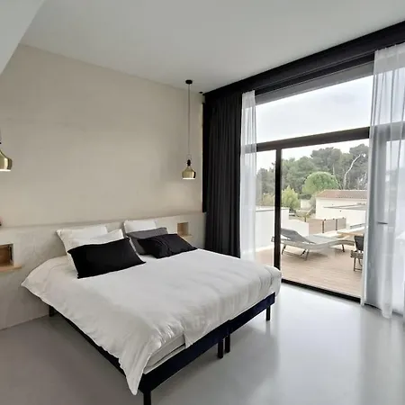 Industrial Luxury Nimes & Arles Villa Beaucaire  Exterior photo