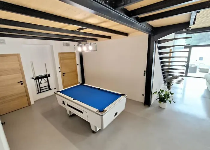 Industrial Luxury Nimes & Arles