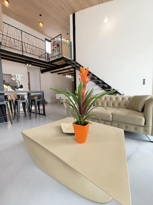 Villa Industrial Luxury Nimes & Arles *